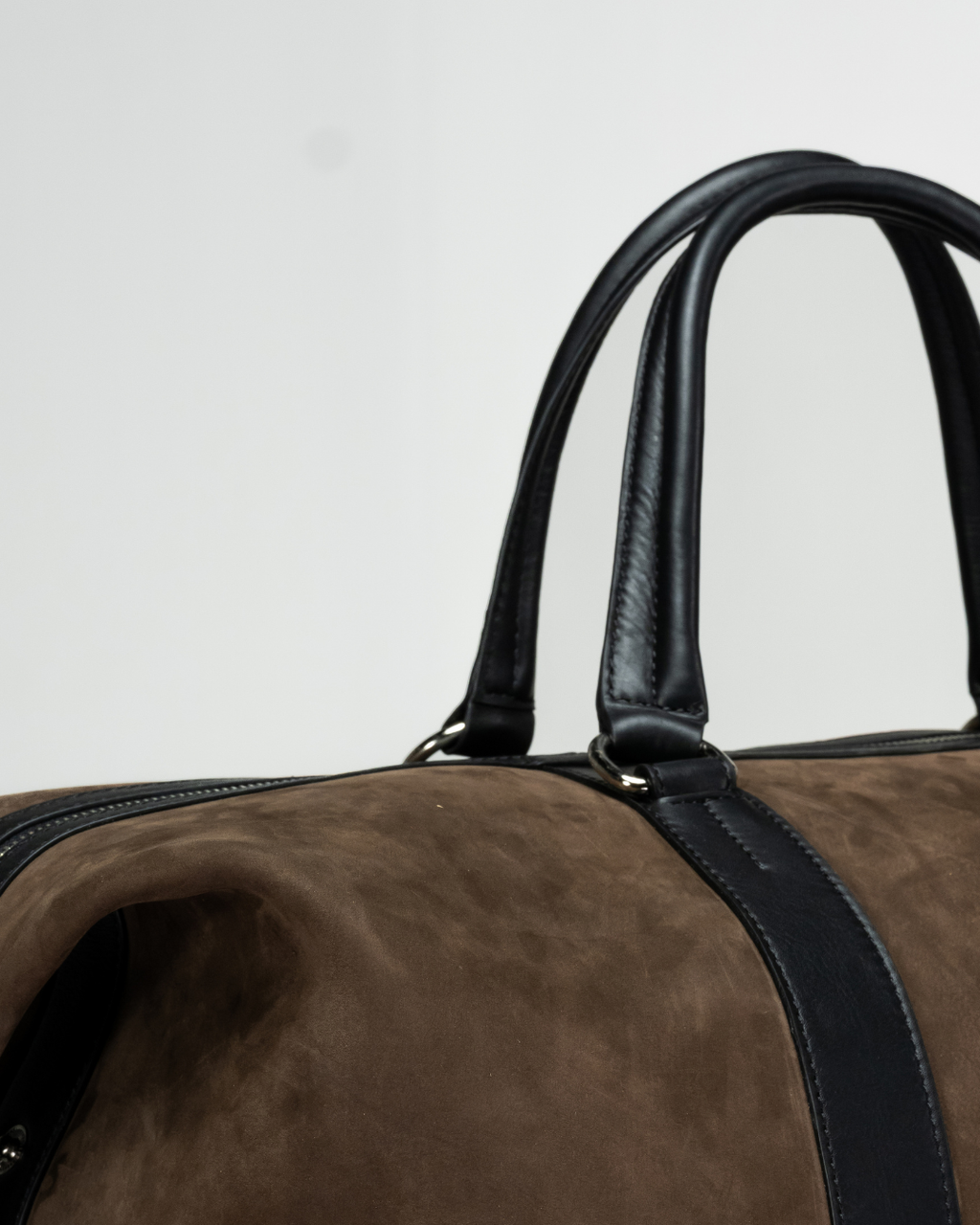The Vanguard Duffle — Neo Edition