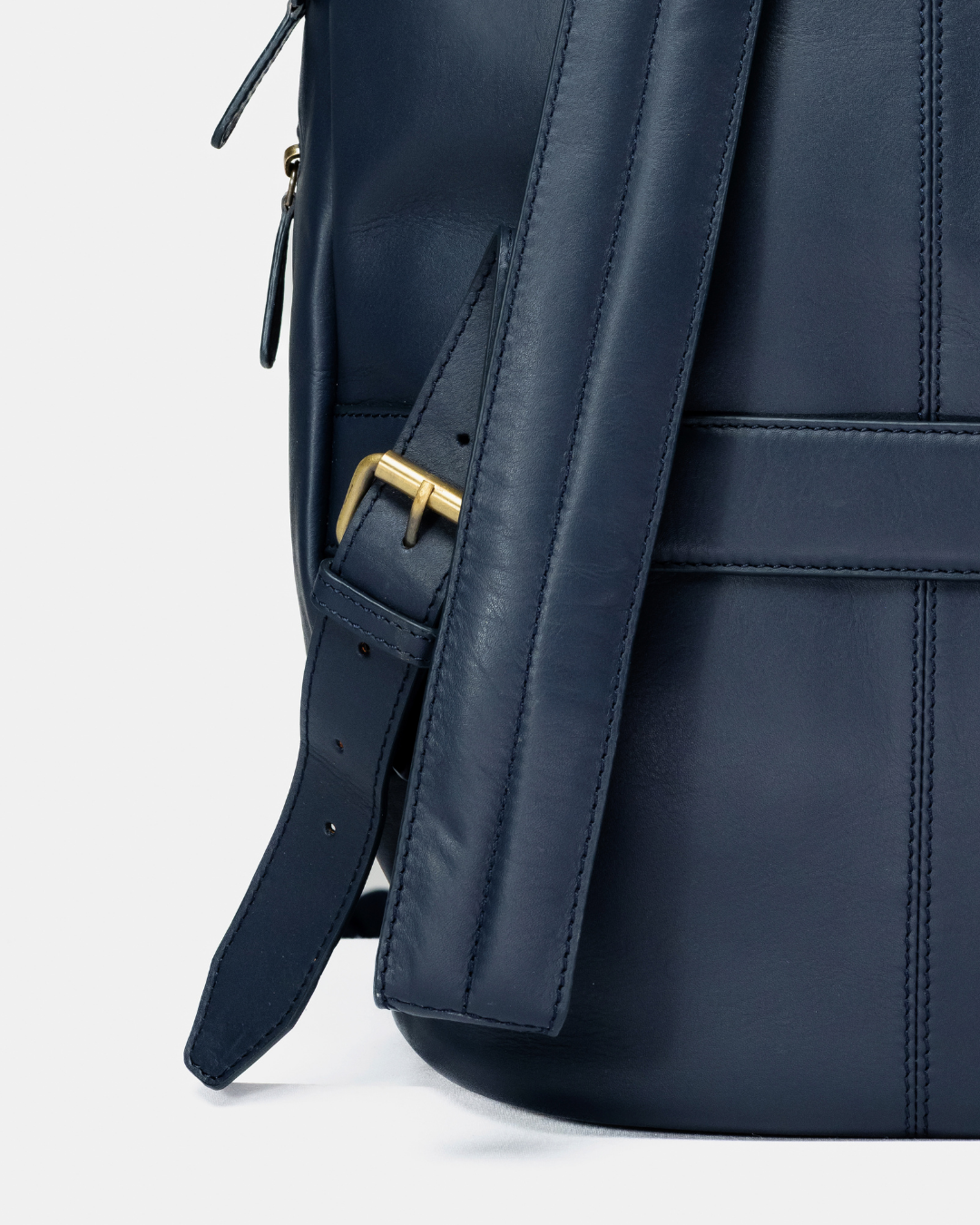 The Nomad Backpack — Midnight Edition